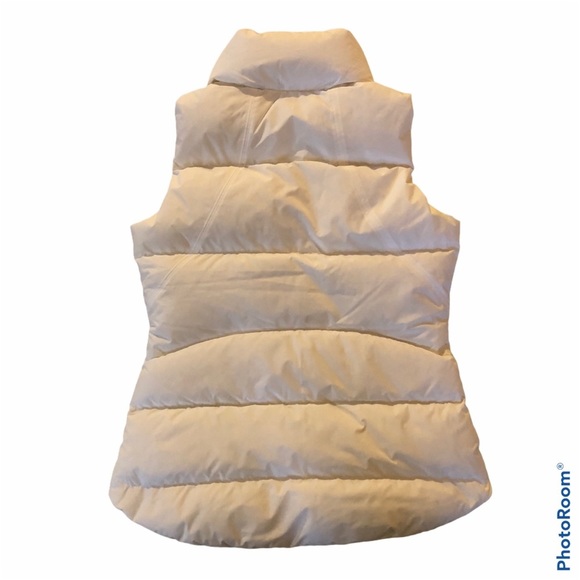 Athleta Downtown Vest White NWT Small Perfect Condition - Picture 2 of 9